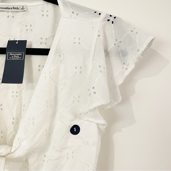 Abercrombie Knot Front Eyelet Blouse White Size Small - Picture 6 of 15